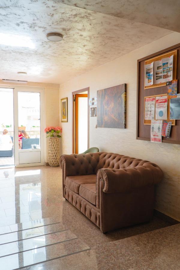 Apartmani "B-Elite" Μπούντβα Εξωτερικό φωτογραφία